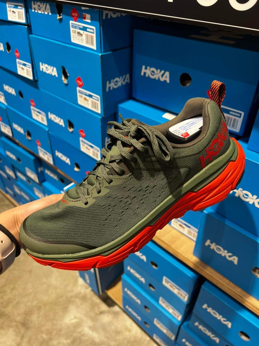 Buy Wholesale Hoka Shoes Liquidation Pallets - Image 4